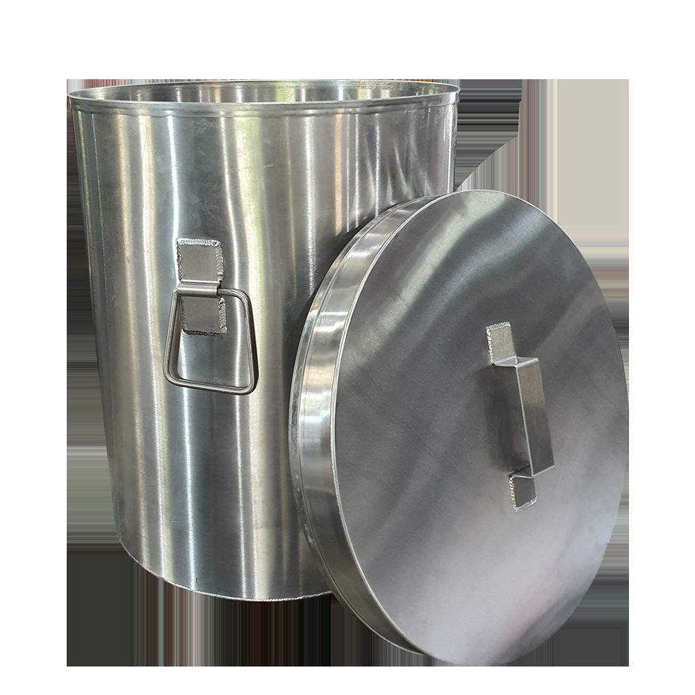 Sản phẩm inox hoàn thiện với mép cắt sắc mịn, không xỉ bám.